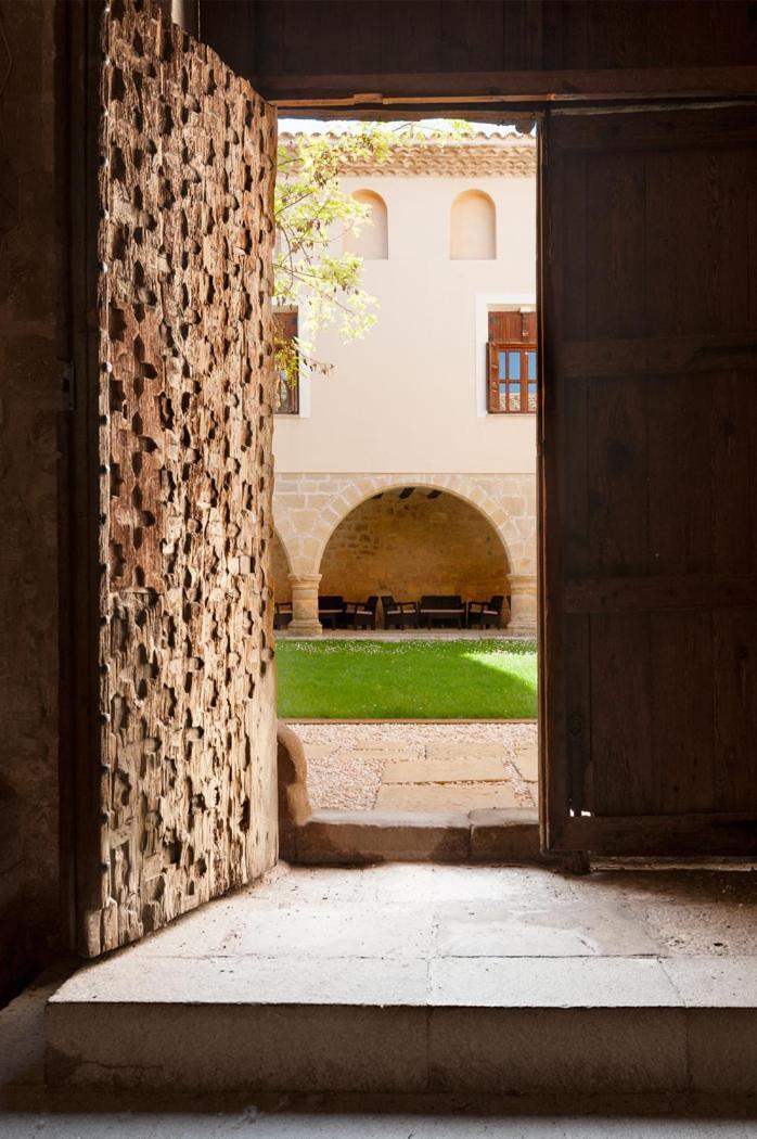 Santuario Virgen De La Fuente Hotell Peñarroya de Tastavins Exteriör bild